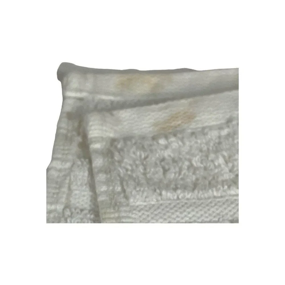 Set Of 3 Sonoma Wash Cloths 2 White And 1 Purple Lilac Lavender Bathroom